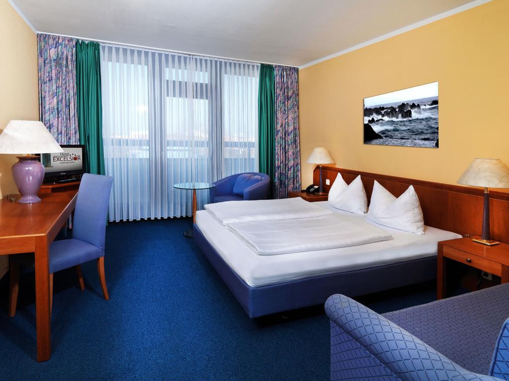 Hotel Excelsior Ludwigshafen Стая снимка